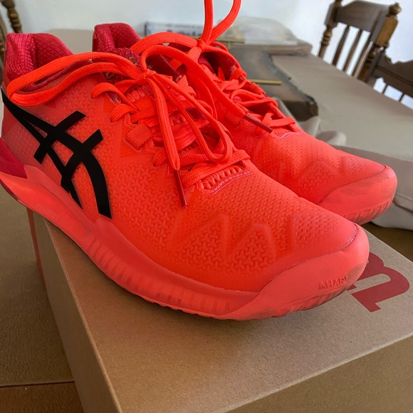 ASICS Women`s Rush Pro size 8-1/2 - Picture 2 of 7